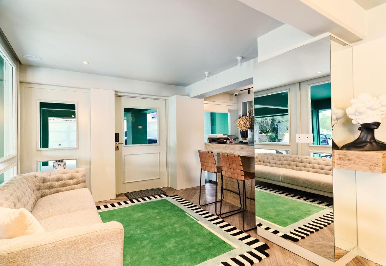 Liv The City Suites Adults Only Larnaca Exterior photo